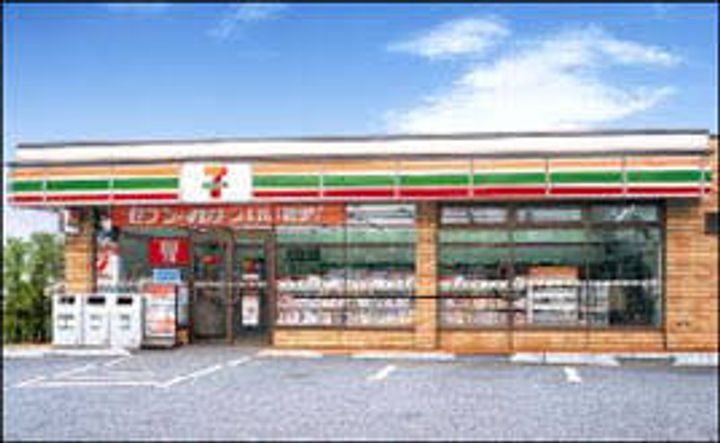 セントフォース1の周辺