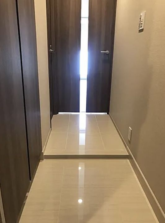 メイクスデザイン芝公園の玄関