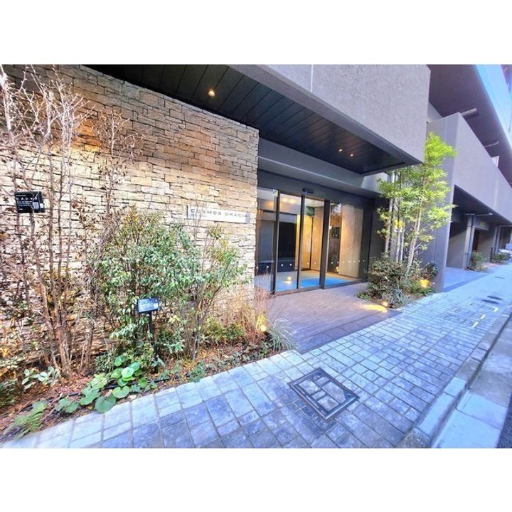 東京都千代田区内神田2(マンション)の賃貸物件の地図