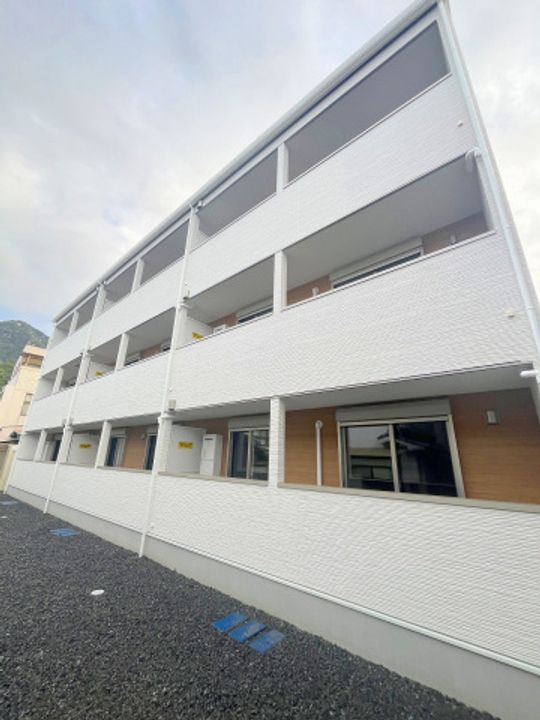 広島県呉市天応大浜2(アパート)の賃貸物件の外観