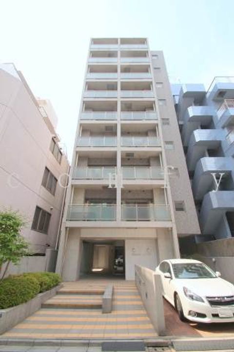 ユニロイヤル九段南の外観