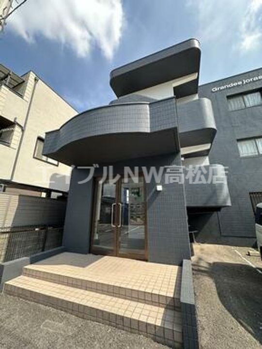 グランドジョラスの外観