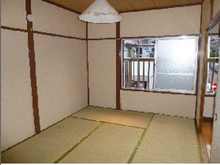 大上荘の居間