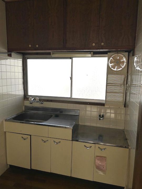 広島県広島市安佐南区緑井8(一戸建)の賃貸物件のキッチン