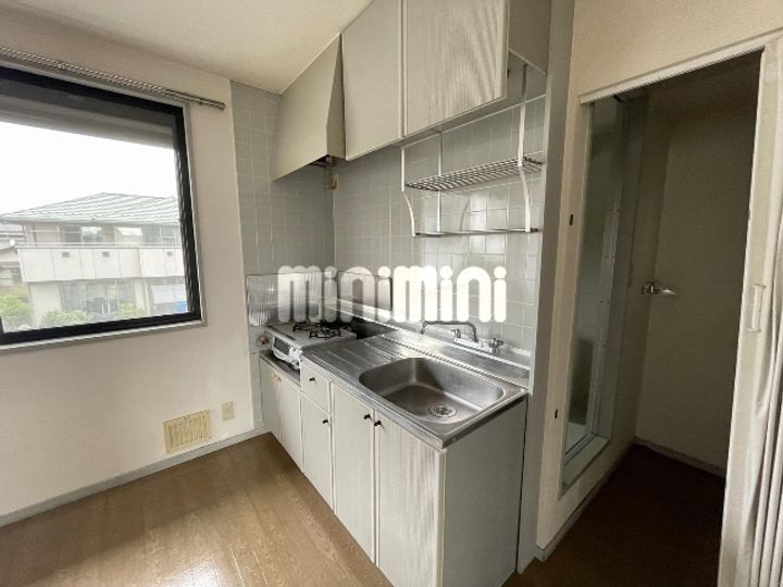 フリーダムレジデンス Cのキッチン