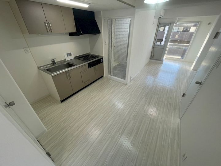 パール仲町マンションの居間