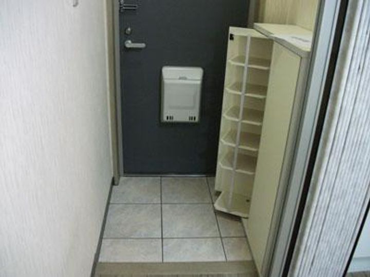 ガーデンパークフジの玄関