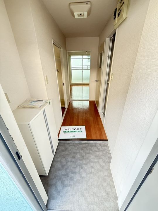 セトルフラット戸塚の玄関