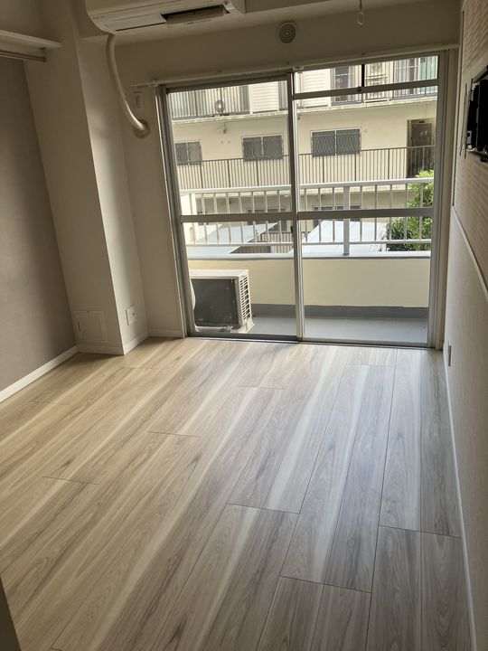 東京都板橋区中丸町(マンション)の賃貸物件の居間