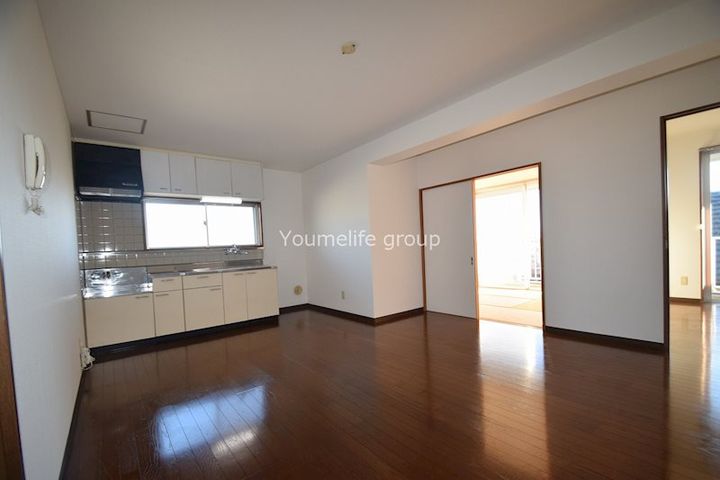 神奈川県小田原市蓮正寺(マンション)の賃貸物件の居間