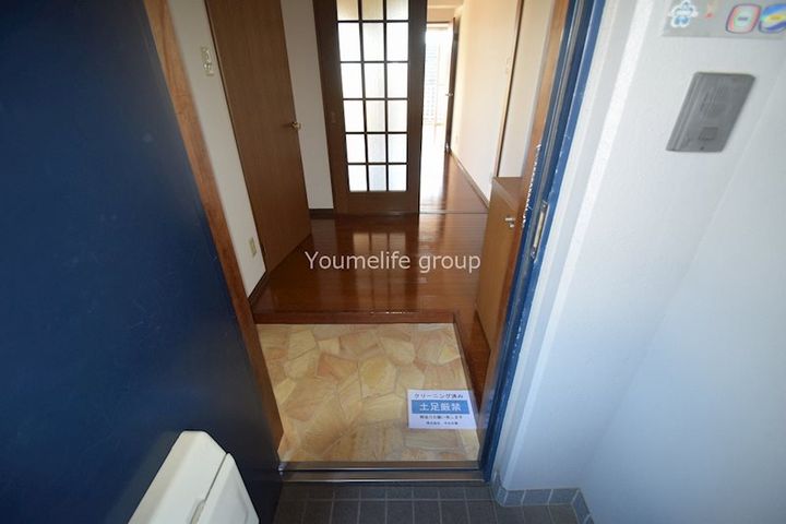 神奈川県小田原市蓮正寺(マンション)の賃貸物件の玄関