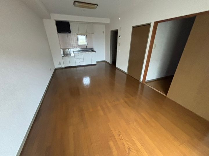 神奈川県小田原市中町1(マンション)の賃貸物件の居間