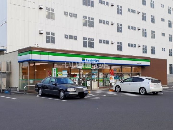 エミネンス Bの周辺