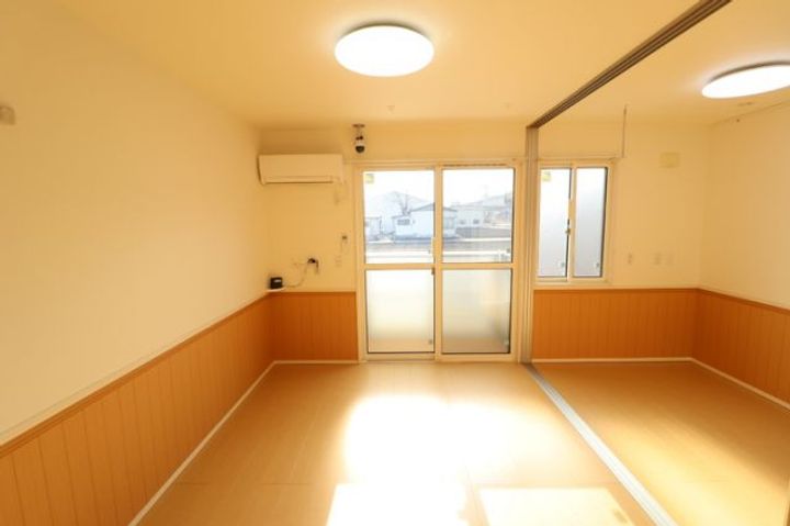 プランドール輝 Aの居間