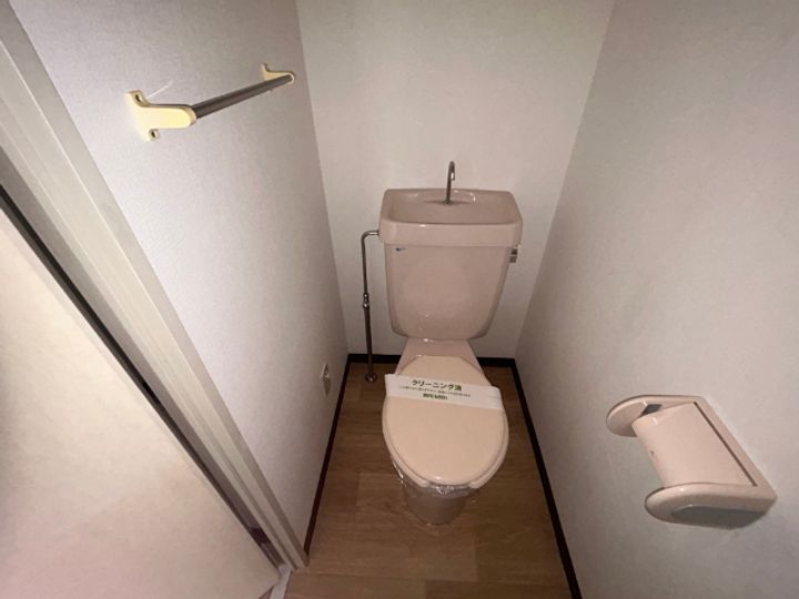 キャンパスサイドの内装