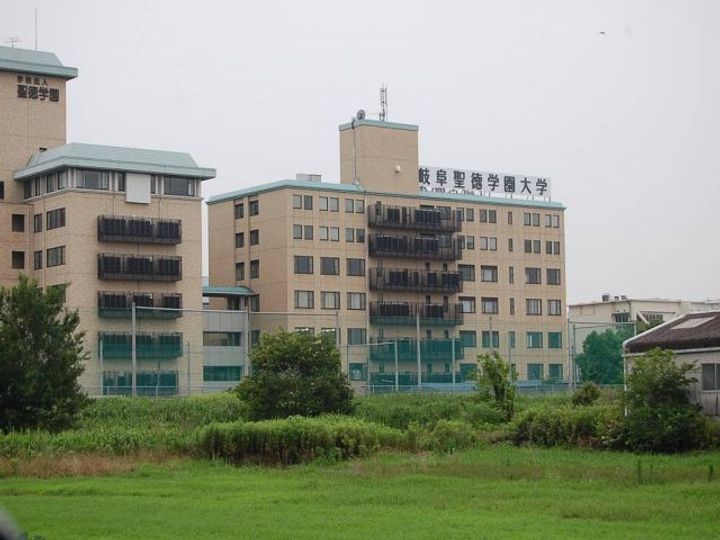 キャンパスサイドの周辺