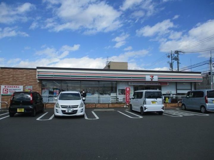 キャンパスサイドの周辺