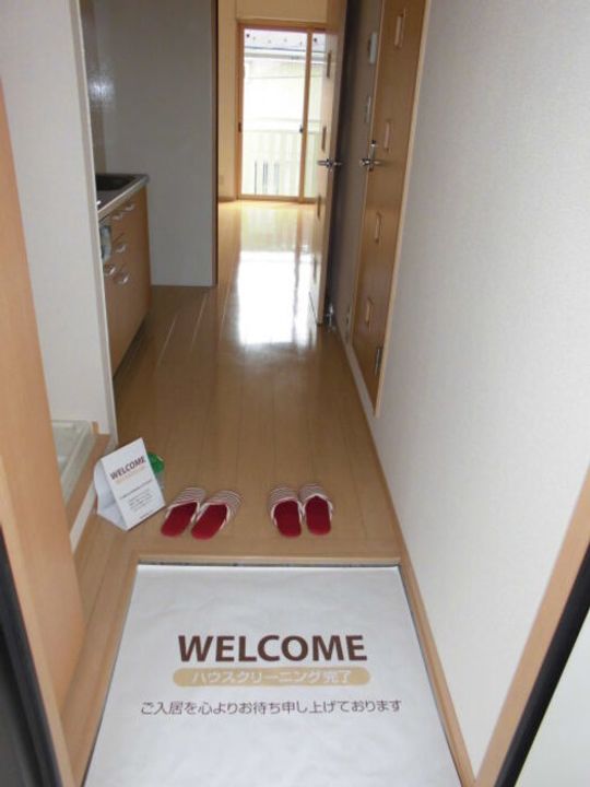 群馬県高崎市上中居町(アパート)の賃貸物件の玄関