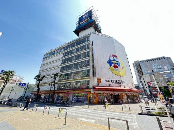 シャトル朝倉の周辺