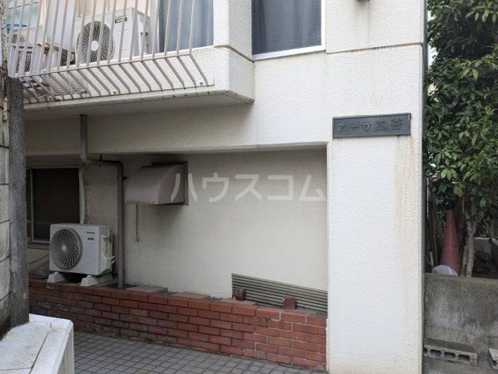 カーサ四谷の地図