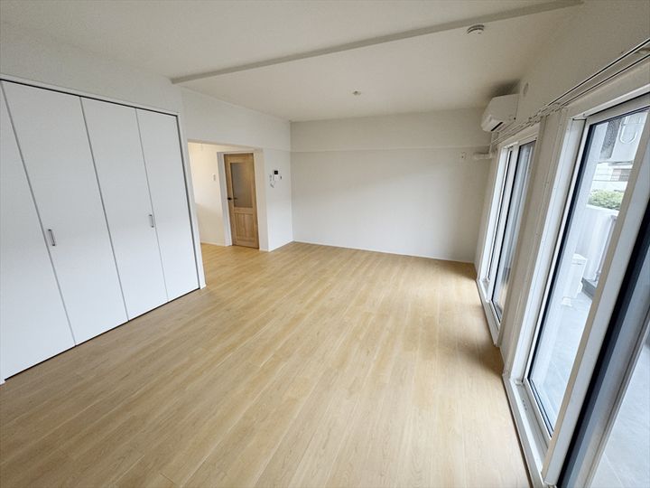 大宮吉敷町住宅 2号棟の居間