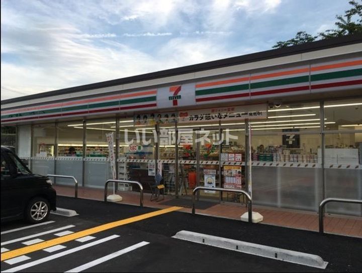 フォンテーヌDの周辺