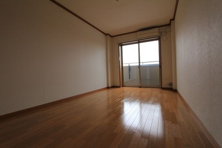 レステュディオの居間