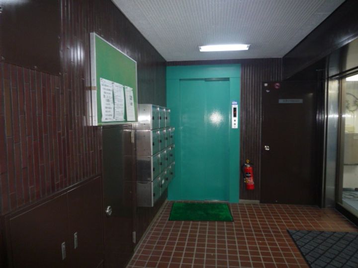 ゴトービルの内装