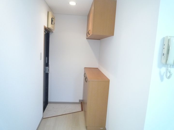 ゴトービルの玄関