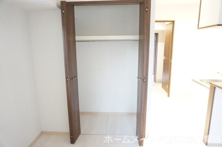 CHELSEA MANOR新屋敷の内装