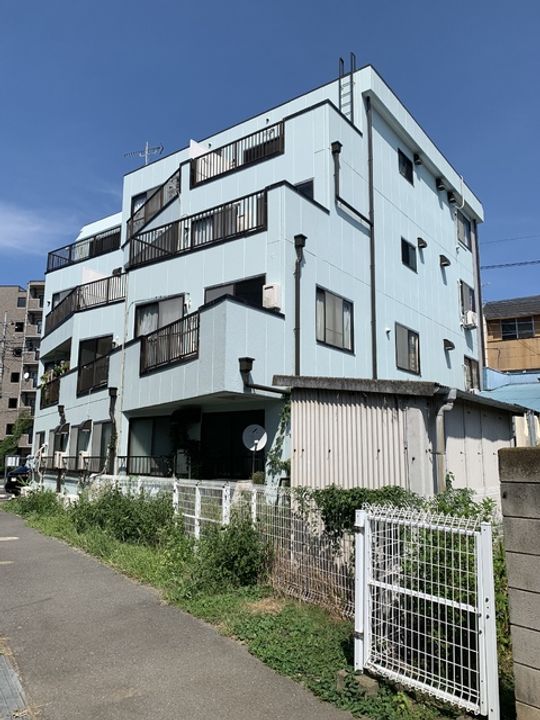 ラインハット本庄の外観