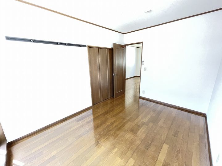 ウッディハウスの居間