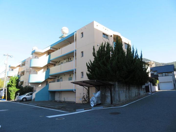 プレアール幸神東B棟の外観