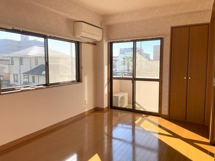 要VIIマンションの居間