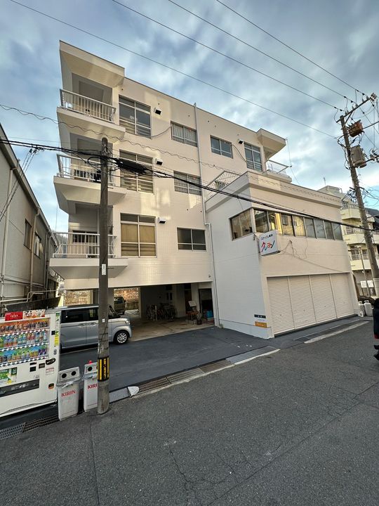 サンヒルズマンションの外観