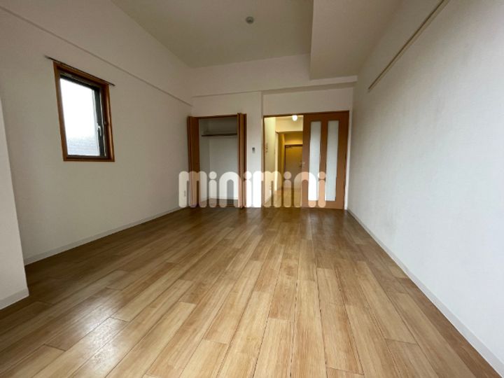 シャトーボナールIIの居間