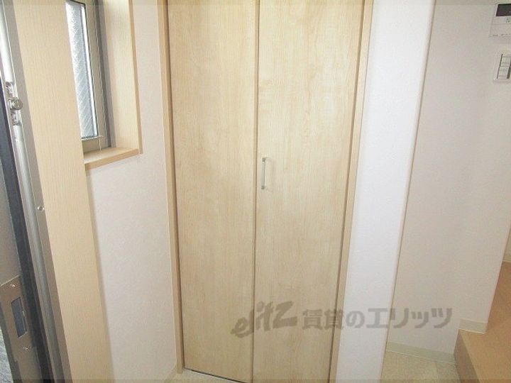 メゾン島の内装