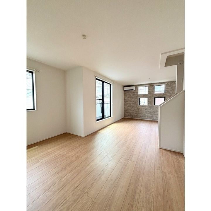 埼玉県さいたま市浦和区上木崎8(一戸建)の賃貸物件の居間