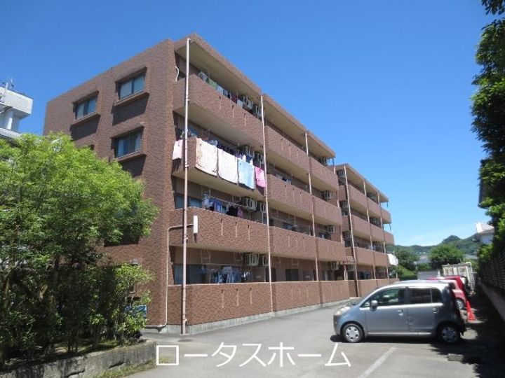 クレインズマンションの外観