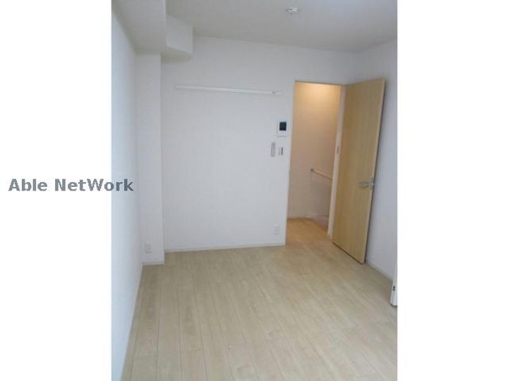 愛知県高浜市碧海町5(アパート)の賃貸物件の居間