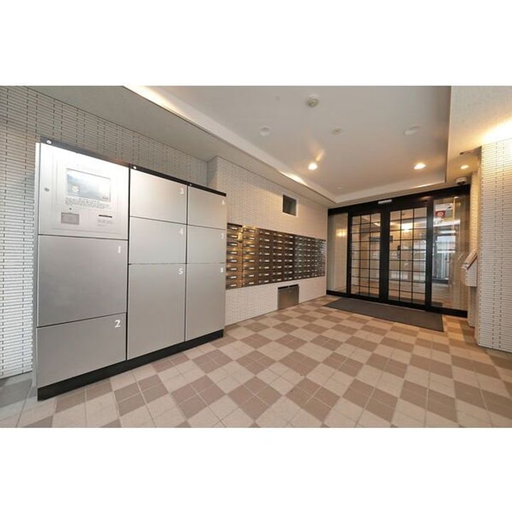 HAPPY FUN 八事石坂の地図