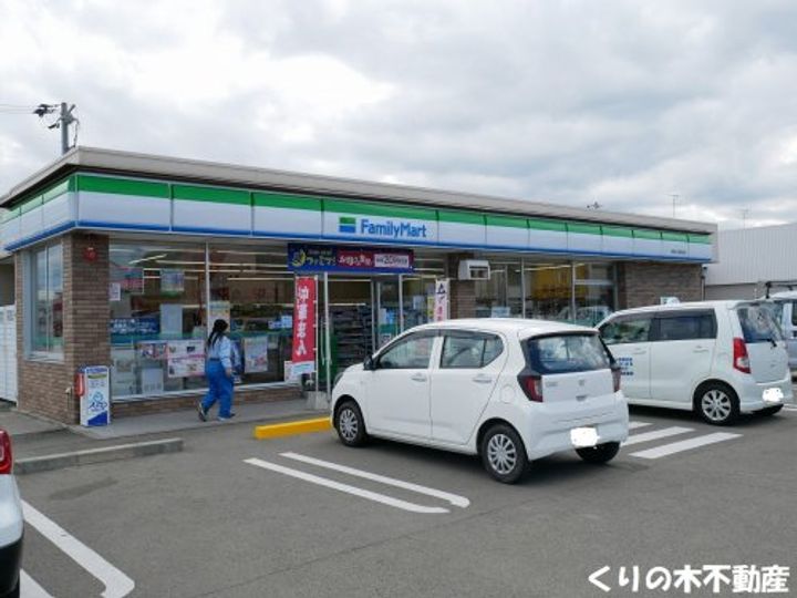 ラ・コーベルIIの周辺