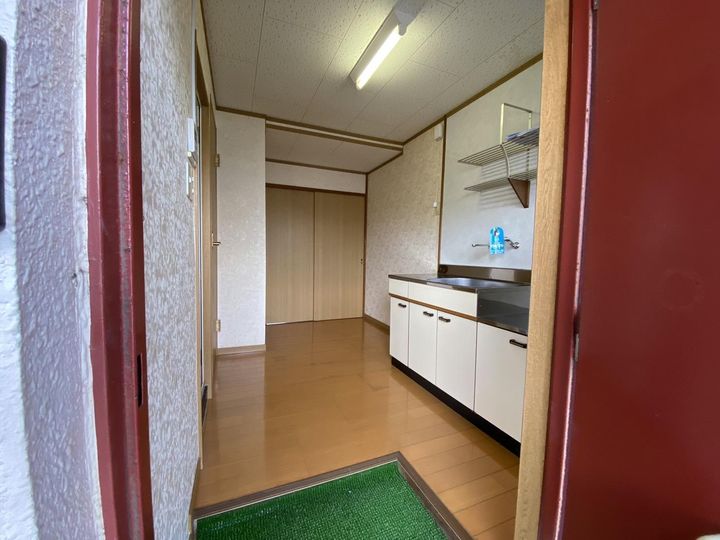 コーポSKの玄関