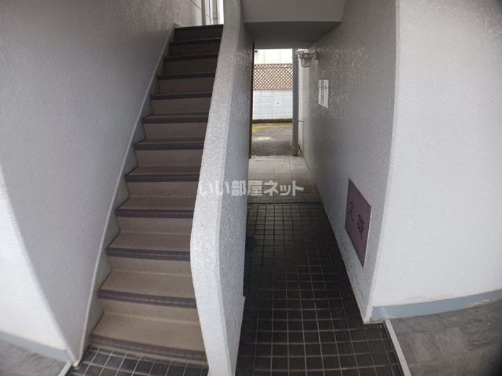 奈良県奈良市芝辻町4(マンション)の賃貸物件の地図