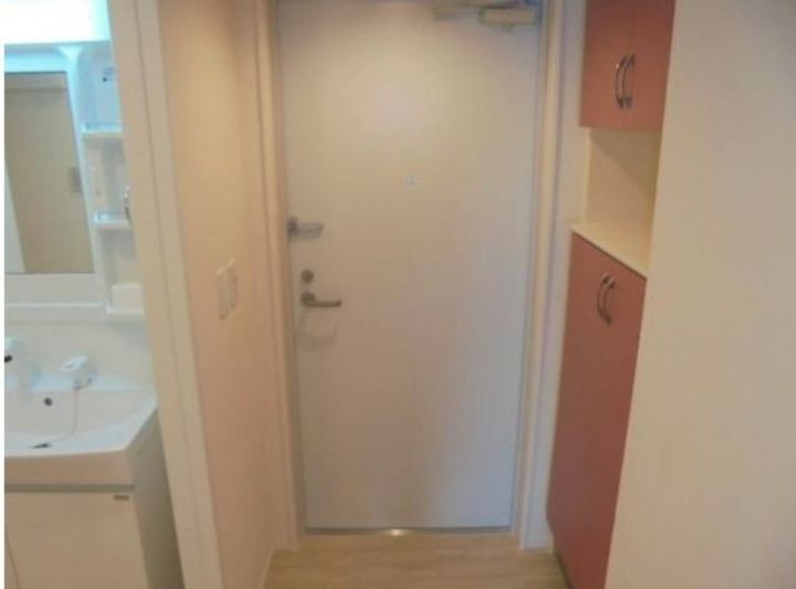 栃木県宇都宮市峰3(マンション)の賃貸物件の玄関