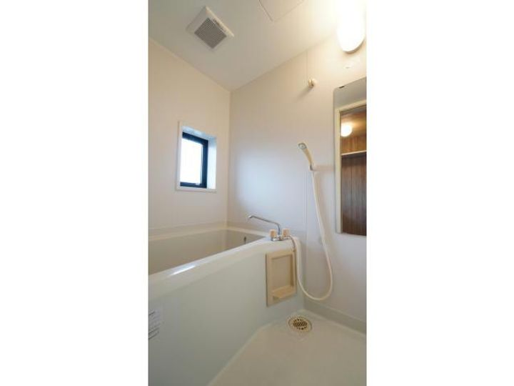 ピアチェーレAの風呂