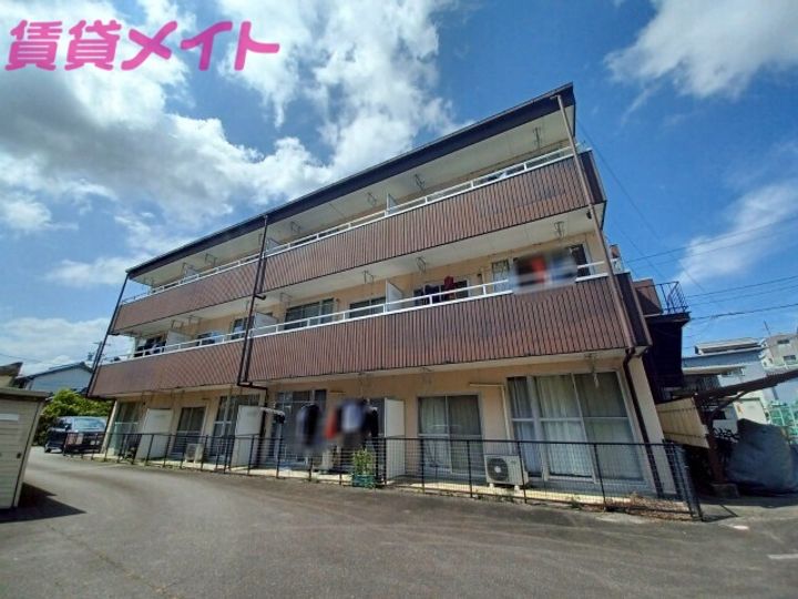 パークビレッジ亀山の外観