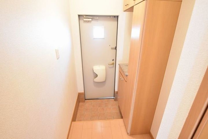 ブランシェAの玄関