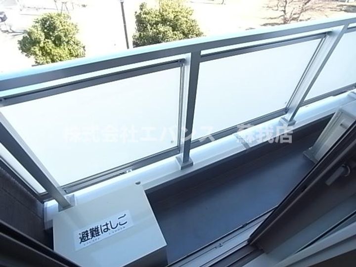 リブリ・若草の内装