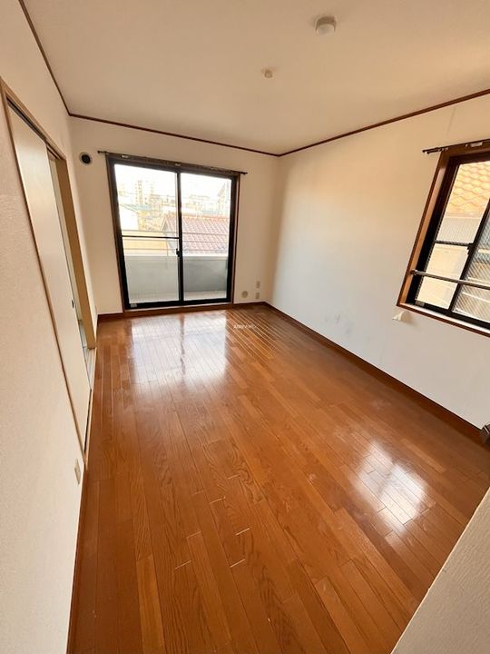 大阪府大阪市生野区巽南1(アパート)の賃貸物件の居間